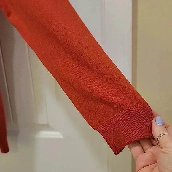 Love Ellie V Neck Lightweight Sweater Criss Cross V Back Burnt Orange Size XXL - Picture 7 of 8